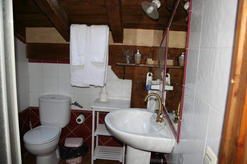 Hotel La Huerta De San Lorenzo Segovia Pokoj fotografie