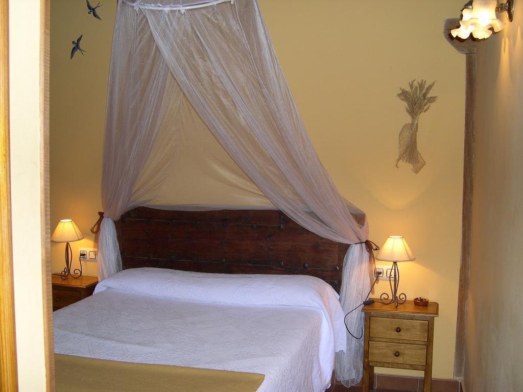 Hotel La Huerta De San Lorenzo Segovia Pokoj fotografie